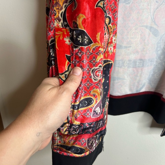 INC International Concepts Red Black Paisley Bomber Jacket Velvet Hip Hop Lux - Picture 4 of 10